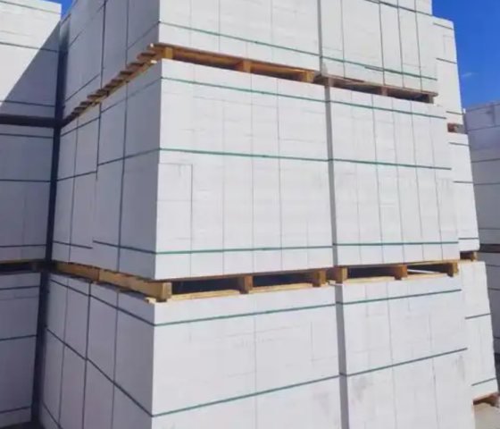 what are the advantages of aac blocks